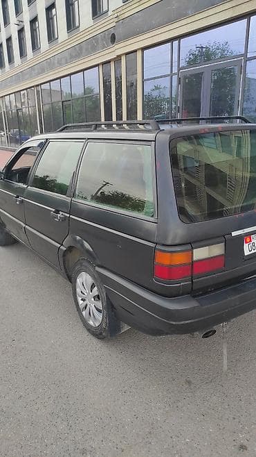 Volkswagen: Volkswagen Passat Variant: 1989 г., 1.8 л, Механика, Бензин, Универсал — 3