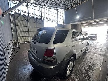 bmw e66: Kia Sorento: 2002 г., Внедорожник — 6