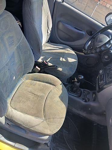 арзан уна: Daewoo Matiz: 1999 г., Кол менен иштөөчү, Бензин, Хетчбек — 3
