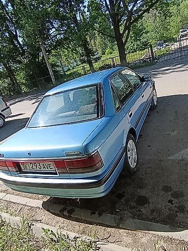 сг 9: Mazda 626: 1989 г., 2 л, Механика, Дизель, Седан — 5