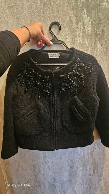 Джемпер Пиджак Желет укороченная модель, рукав 3четверти. в отличном