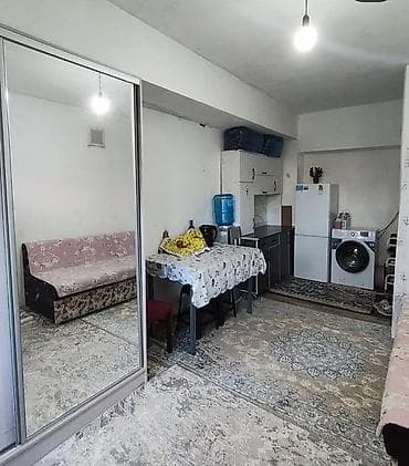 open space: Гостинка 18 кв м Планировка и площадь: - Просторная комната-студия с — 3