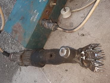 собака маленькая: Электрическая машинка для стрижки овец с выносным блоком питания — 3