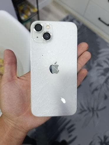 защита экрана: Срочно нужно деньги IPhone 13, белый цвет. Задняя панель разбита — 1