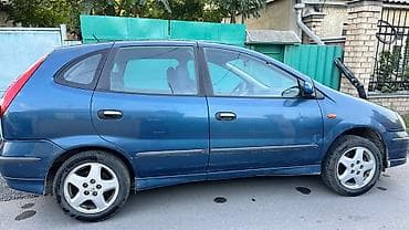 Nissan Almera Tino: 2001 г., 1.8 л, Механика, Бензин, Хэтчбэк — 4