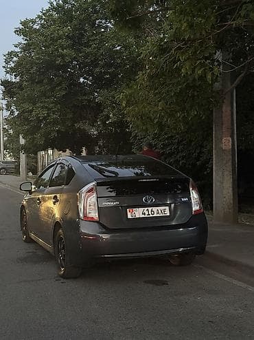 Продажа авто: Toyota Prius: 2012 г., 1.8 л, Вариатор, Гибрид, Хэтчбэк — 7
