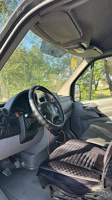 авто вит: Mercedes-Benz Спринтер: 2008 г., 2.2 л, Механика, Дизель, Фургон — 9