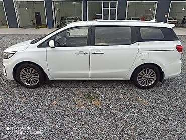 Kia Carnival: 2019 г., 2.2 л, Автомат, Бензин, Минивэн — 4