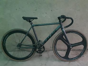 кабина мото: Трековый/фикс велосипед с аэродеталями - Рама и вилка: алюминий — 2