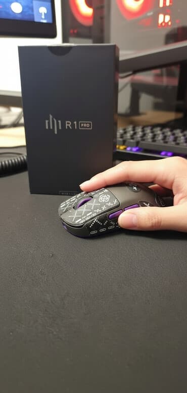 Дарк Проджект VXE R1 Pro с 4к донглом игровй мышка свет чёрный и at lalafo.kg Дарк Проджект VXE R1 Pro с 4к донглом игровй мышка свет чёрный и