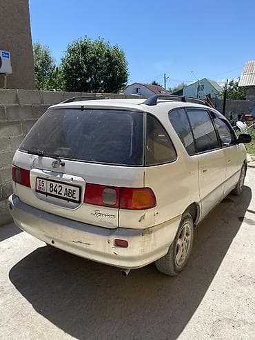 windom 2003: Toyota Ipsum: 1998 г., 2 л, Бензин, Минивэн — 2