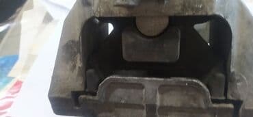 tt: Подушка мотора Volkswagen 2001 г., Б/у, Оригинал, Германия — 3