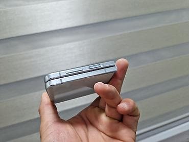 galaxy z fold 5: Samsung Galaxy Z Flip 5, Б/у, 512 ГБ, цвет - Серебристый, 1 SIM, 2 SIM — 2