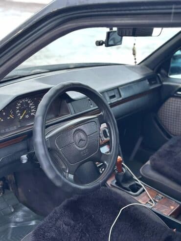 мерс под ешка: Mercedes-Benz E-Class: 1993 г., 3.2 л, Механика, Бензин, Универсал — 9