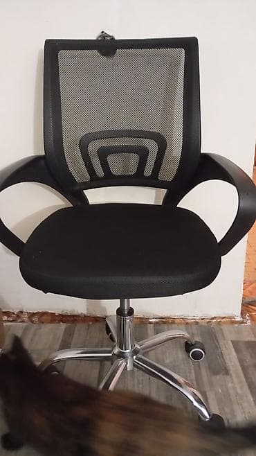 Мягкие кресла: 🪑Офисное кресло в отличном состоянии. 🚛 Самовывоз ЦЕНА — 1