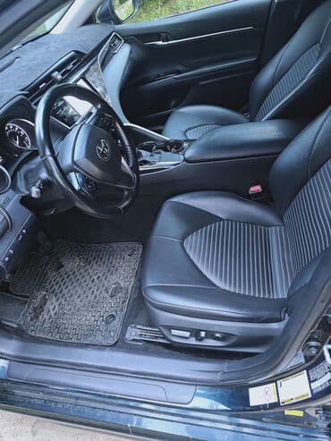 срочно продам авто в связи с переездом: Toyota Camry: 2017 г., 2.5 л, Автомат, Бензиновая, Седан — 6