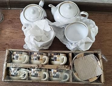 Чайно-кофейный набор Состав: - 2 фарфоровых чайника с крышками — 1