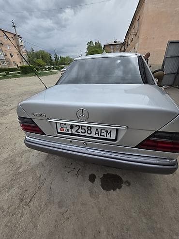 mercedesbenz 211: Mercedes-Benz E-Class: 1994 г., 2.2 л, Автомат, Бензин, Седан — 6