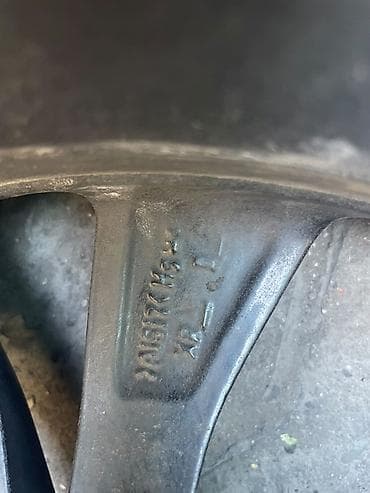 Колеса в сборе 225 / 50 / R 17, Всесезонная, Б/у, Комплект, Внедорожные (АТ/МТ), Литые, отверстий - 5 — 7