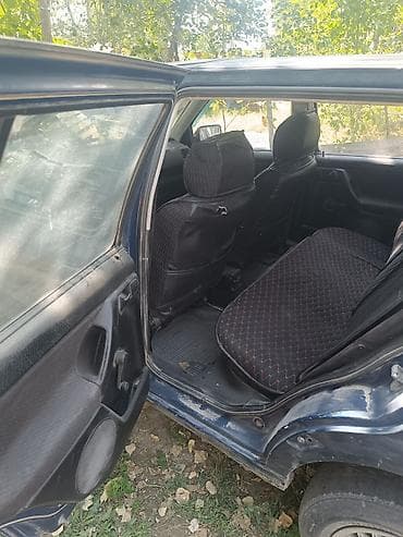 запчасть голф 4: Volkswagen Golf: 1993 г., 1.6 л, Механика, Бензин, Хэтчбэк — 7