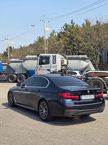 Продажа авто: BMW 520: 2022 г., 2 л, Бензин, Седан — 5