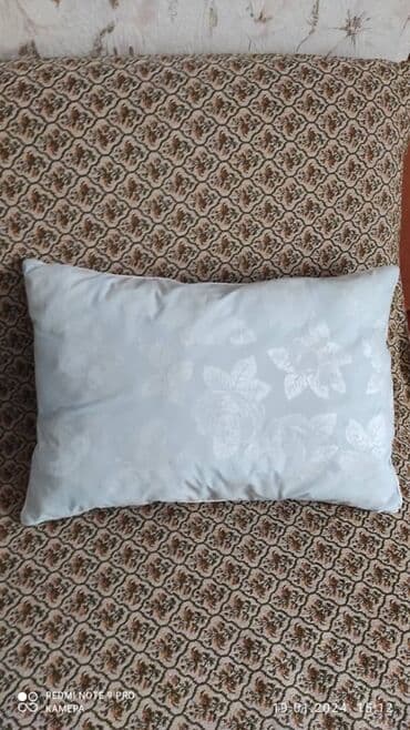 шкаф купе б: Продаю подушки — 3