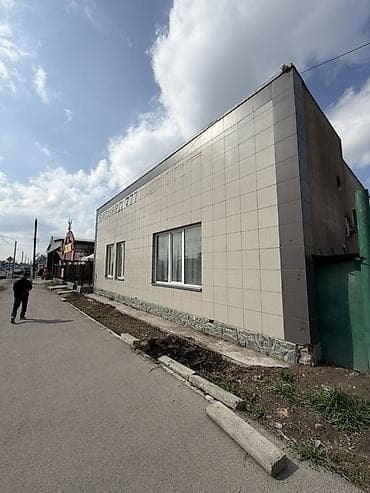 продаю с: Коммерческое помещение в отдельно стоящем здании - Отдельный вход с — 1