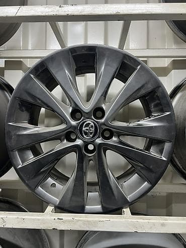 Литые Диски R 18 Toyota, Комплект, отверстий - 5, Б/у