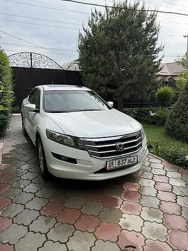 Honda Crosstour: 2010 г., 3.5 л, Автомат, Бензин, Лифтбек
