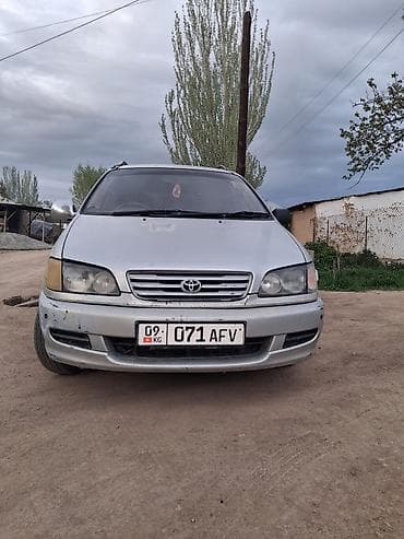 танк 700: Toyota Ipsum: 1996 г., 2 л, Автомат, Бензин, Минивэн — 4
