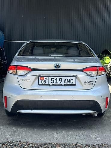 пресс для авто: Toyota Levin: 2020 г., 1.8 л, Вариатор, Гибрид, Седан — 6