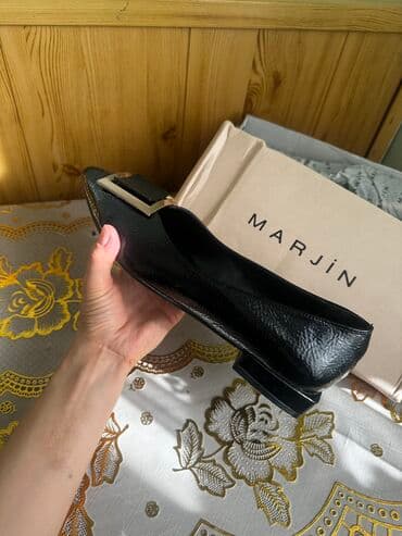 Босоножки, сандалии, шлепанцы: Балетки от Бренда Marjin 
Носила пару раз . Балетки как новые — 2