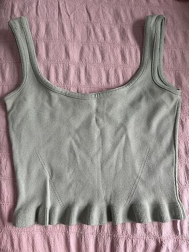 pull bear: Топы на лето ZARA, Bershka…

Размер на S и M. 

В отличном состоянии — 6