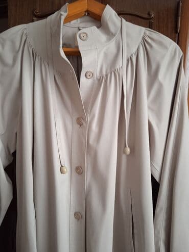 Продаю женский плащ. Размер 44, рост 164. Новый. Производство Япония