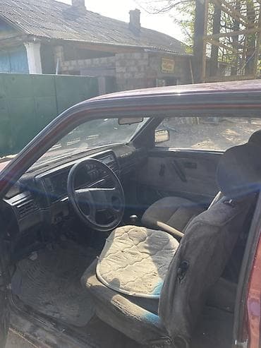 ручка двери пассат б3: Volkswagen Golf: 1987 г., 1.6 л, Ручные, Бензин, Хэтчбэк — 2