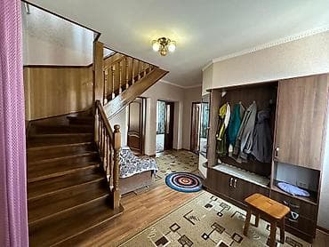 вагон токмок: Ак-Суу (📍Теплоключенка)! Улица - Октябрьская 82 🏡 Площадь дома — 4