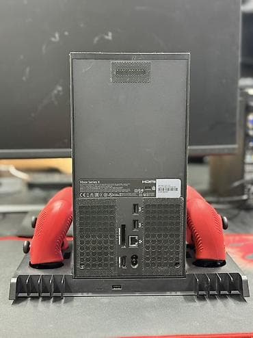 Xbox: Игровая консоль Xbox Series X с кастомным оформлением Cyberpunk — 4