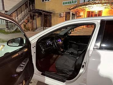 Продажа авто: Toyota Camry: 2017 г., 2.5 л, Автомат, Бензин, Седан — 7