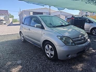 tayota cami: Toyota Ist: 2003 г., 1.5 л, Автомат, Бензин, Хэтчбэк — 5