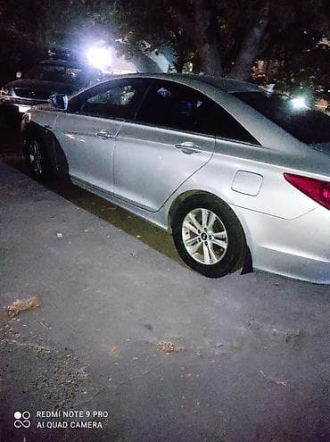 low ll: Hyundai Sonata: 2011 г., 2 л, Автомат, Газ, Седан — 8