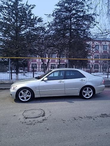 Toyota Altezza: 2003 г., 2 л, Автомат, Бензин, Седан