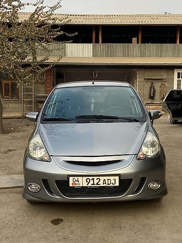 camry 2 4: Honda Jazz: 2008 г., 1.4 л, Автомат, Бензин, Хэтчбэк — 1