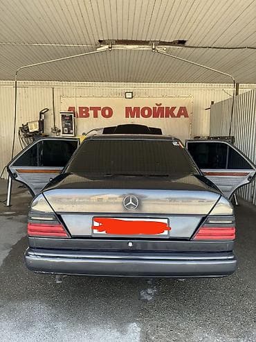 l9 авто: Mercedes-Benz W124: 1988 г., 2.3 л, Механика, Бензин, Седан — 4