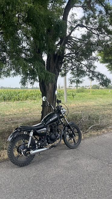Транспорт: Мотоцикл Suzuki GN125 Обьем двигателя:125 кубов 16 лошадиных сил — 2