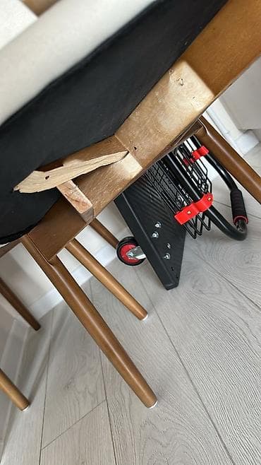 вешалка: Садовый стул — 6