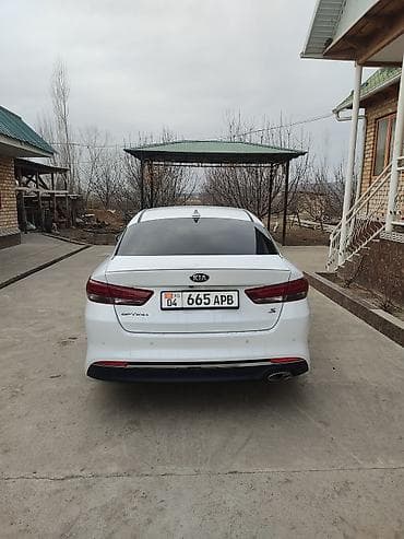 camry 2011: Kia Optima: 2017 г., Автомат, Седан — 2