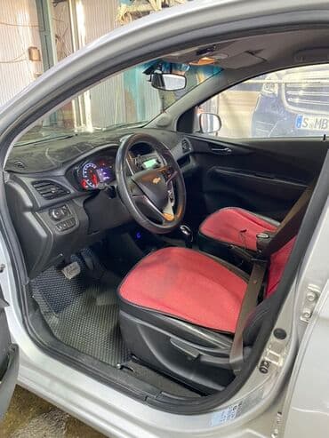 купить фары на мазду 626 ge: Chevrolet Spark: 2017 г., 1 л, Вариатор, Бензиновая, Хэтчбэк — 9