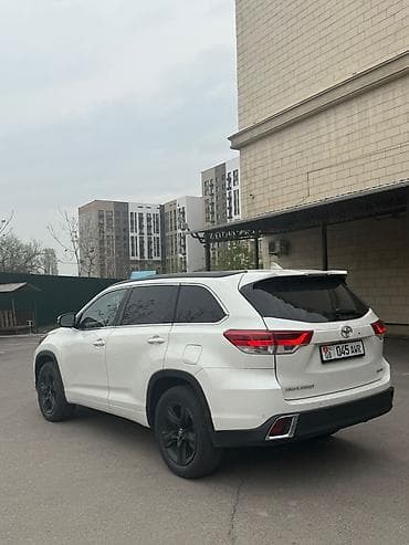 Toyota Highlander: 2019 г., 3.5 л, Автомат, Бензин, Кроссовер — 3