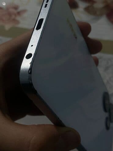 микрофон для машины: Infinix Hot 30 Play, Б/у, 128 ГБ, цвет - Белый, 2 SIM — 5