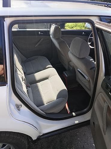 Унаа сатуу: Volkswagen Passat: 1999 г., 1.8 л, Кол менен иштөөчү, Бензин, Универсал — 5